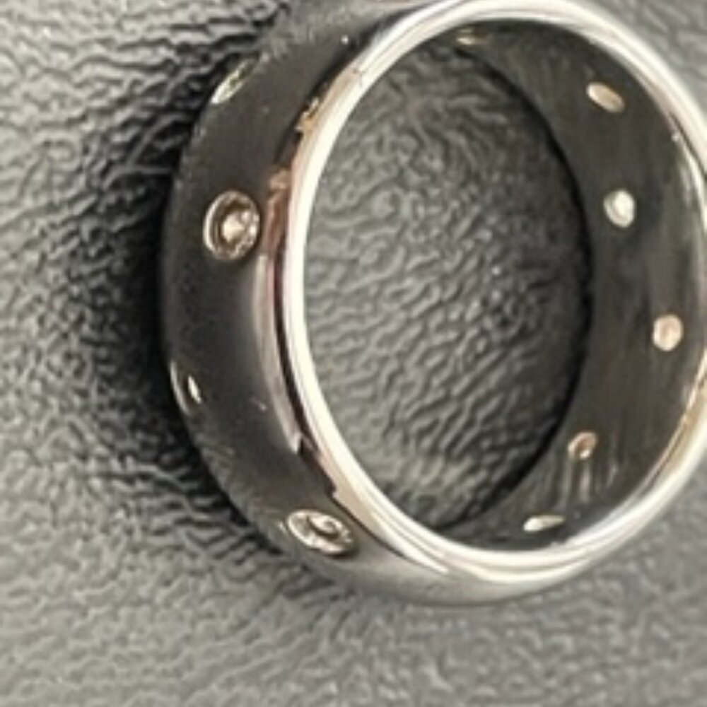 Elegant sterling Silver Band and CZ Ring